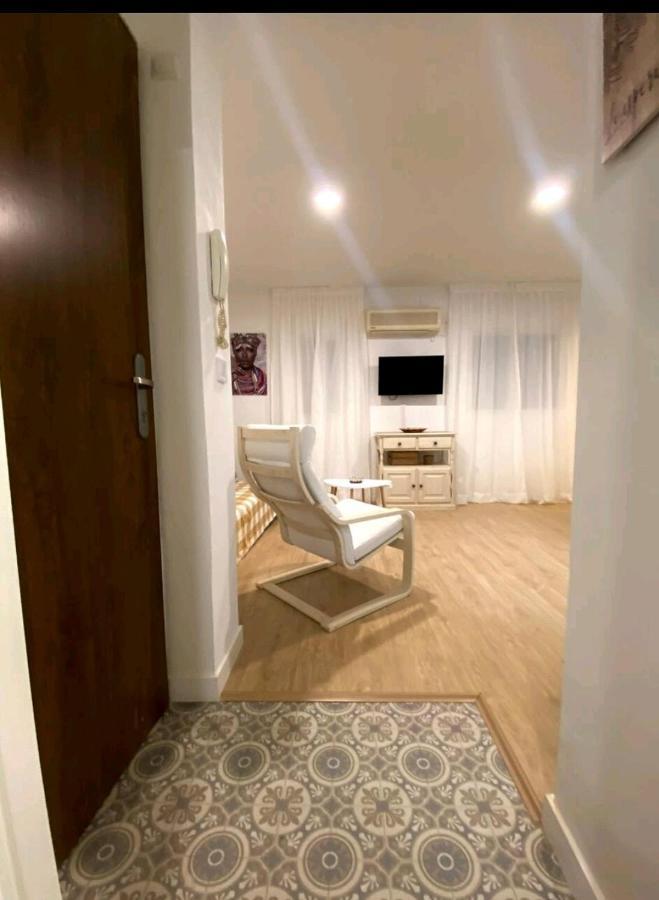 Apartamento Triana Appartement Sevilla Buitenkant foto